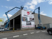 b�che sur encadrement de 10x10 m � Milmort : Lettrage et publicit� : Encadrements pour b�ches